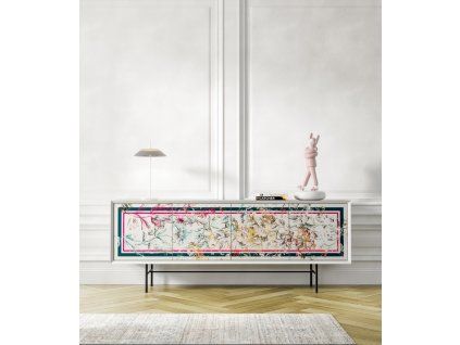 Elegantní příborník v barevném provedení Nómada interior Amarillo v interiéru