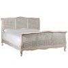 Luxusní bílá postel Rattan Fontes 180cm ratan