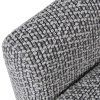Detail kouřově šedého čalounění křesla Comfy