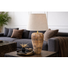 Stylová stolní lampa v interiéru